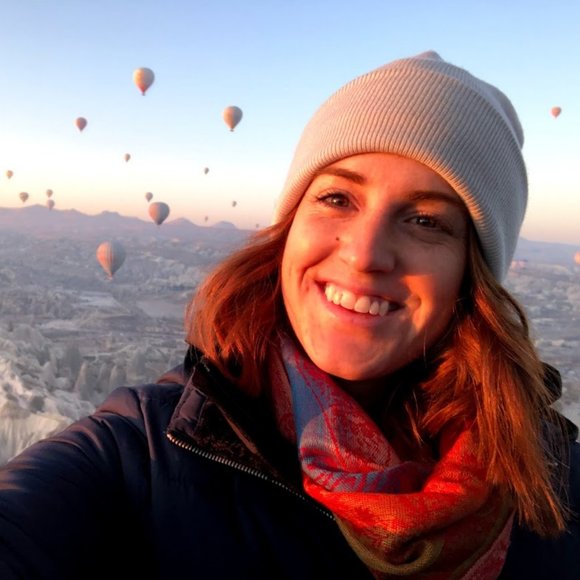 Meet your Posher, Melissa - Picture 1 of 2